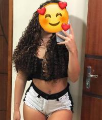 Aksaray Escort Özge İle Fanteziler Baş Döndürüyor